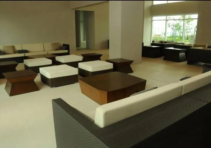 Beacon Makati Free Pool Access Free Wifi 100mbps & Free Netflix Apartment Manila